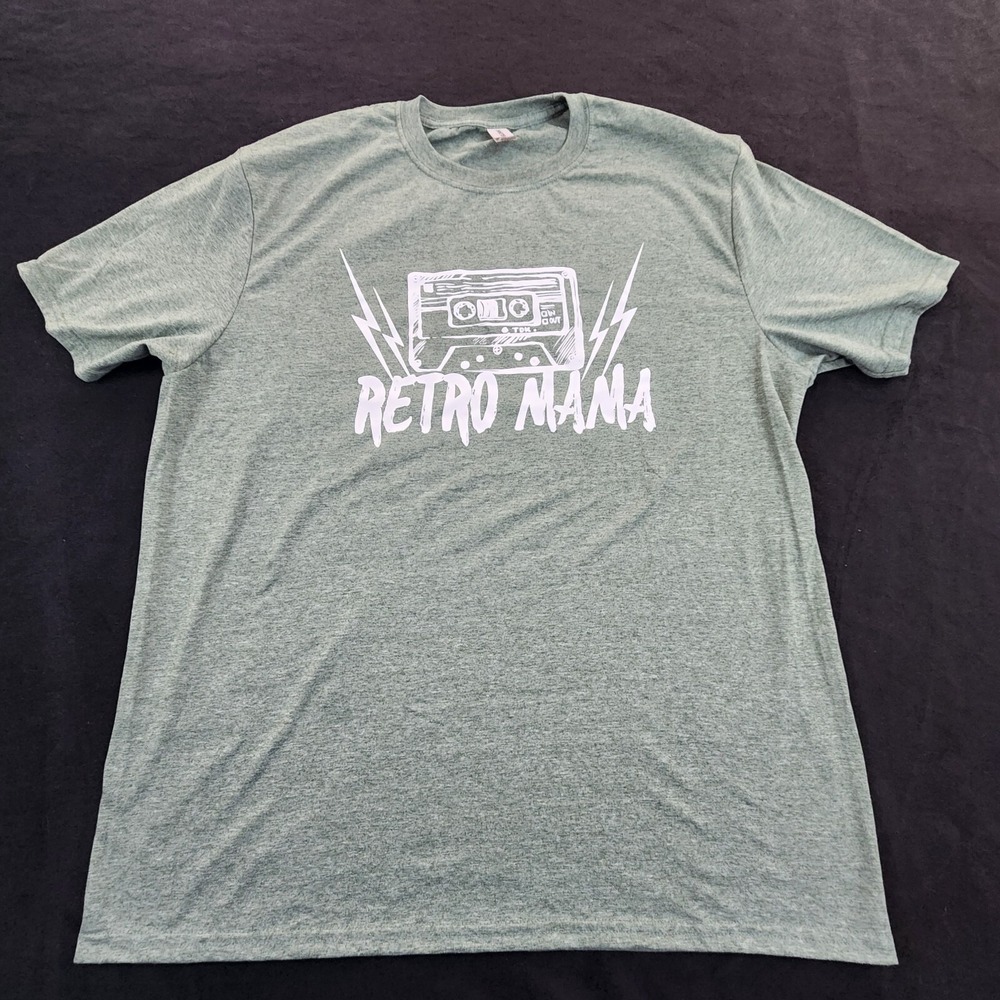 Retro‎ Mama Cassette Tape Green Gildan Short Sleeve T-Shirt Adult XL